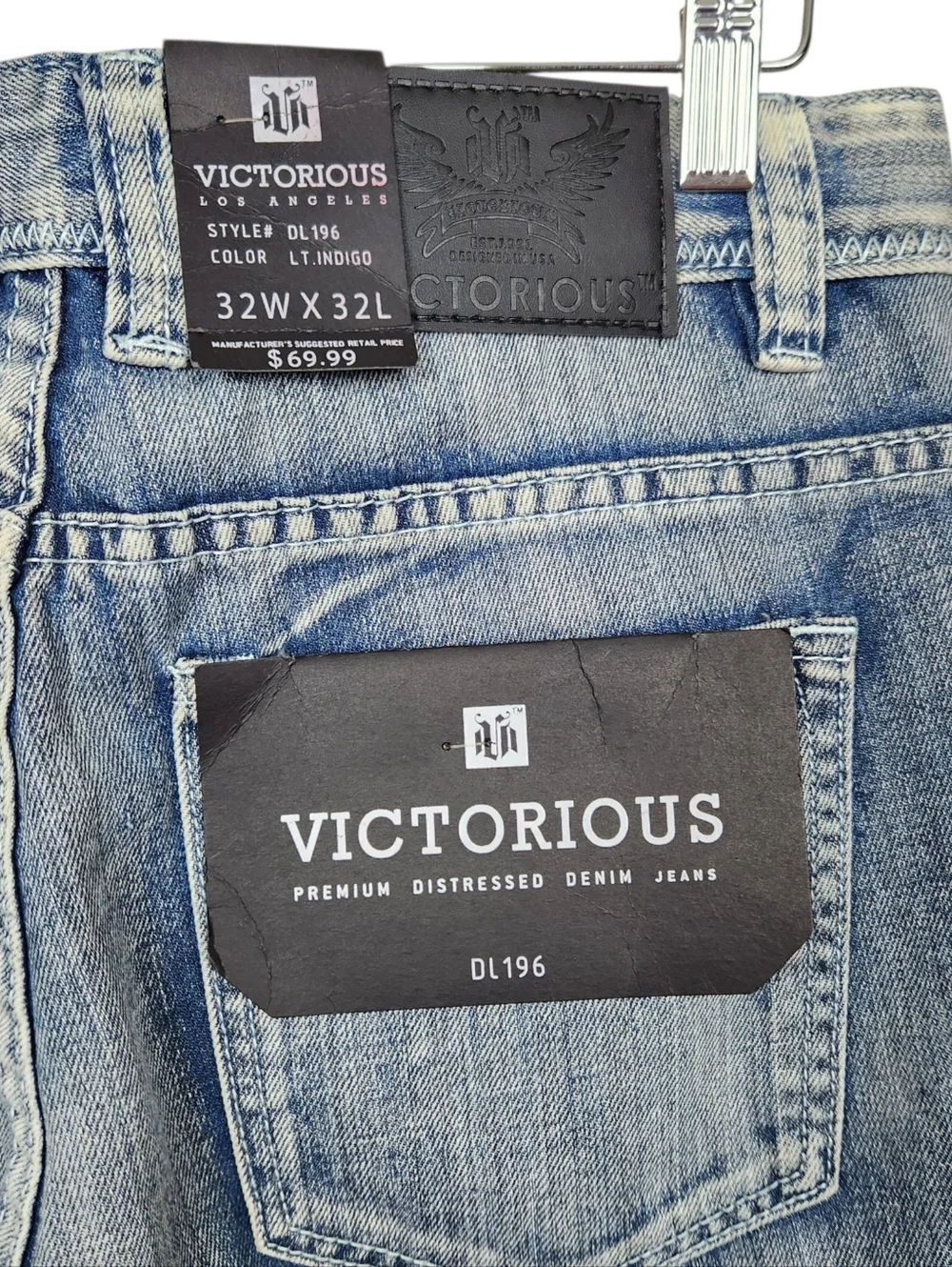 Victorious NWT DL196 Floral Patch Distressed Denim Blue Jeans Mens Size 32 x 32
